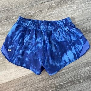 Lululemon hottie hot shorts, size 6